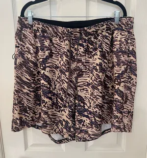 Lululemon Men’s Pool Short 7" thumbnail 1