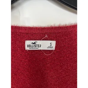 Hollister Wrap Eyelash Crop Sweater Size Small Red Fuzzy Cozy Y2K thumbnail 4