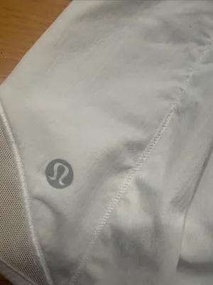Lululemon white short size 6 . thumbnail 9