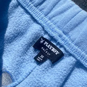 🩵 Playboy By PacSun Size XS (Small - Medium) Baby Blue Ombre Floral Logo Joggers Sweatpants 💙 thumbnail 4