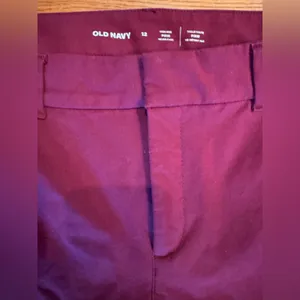 Old Navy Burgundy Dress Pants Women’s Size 12 Straight Leg Career Work Slacks thumbnail 2