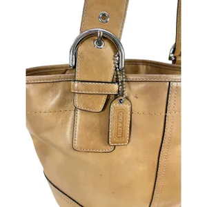 Coach Tan Leather Tote Shoulder Bag Adjustable Strap Hangtag Large Purse thumbnail 2