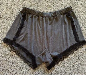 Women’s sleep shorts Size XL thumbnail 1