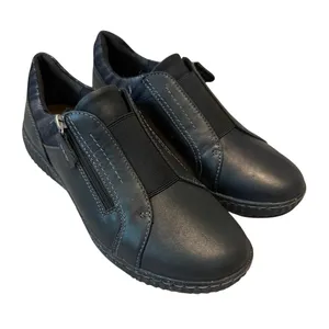 Clarks Collection Caroline Cove Black Leather Side Zip Loafers Shoes Women's 9 M thumbnail 1