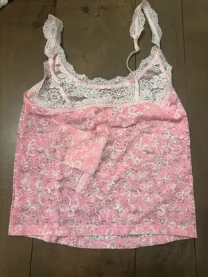 VS Pink x LoveShackFancy Size XS Pink Bow Lace Camisole Tank NWT Coquette thumbnail 3