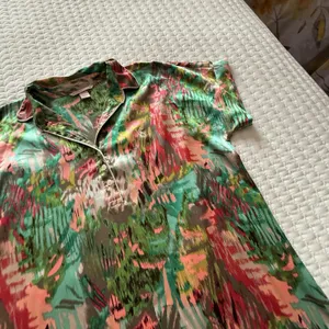 Victoria’s Secret Colorful Multi Color PJ Pajama Sleep Shirt Gown Sz M Medium thumbnail 14