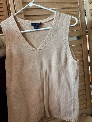 Ann Taylor Beige V-Neck Sleeveless Knit Top Medium thumbnail 1