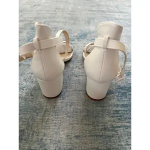 NIB! Ankis White Open Toe Strap Chunky Block High Heel Sandal Size 9 thumbnail 4