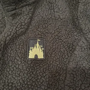 Disney Paris navy sherpa women’s size medium‎ thumbnail 3