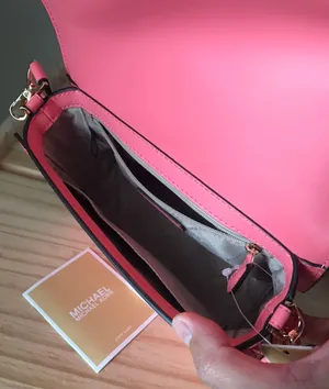 Michael Kors Purse thumbnail 3