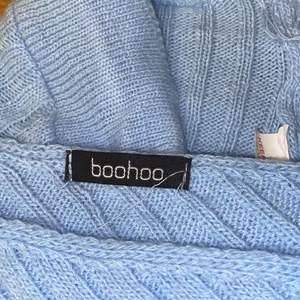 Boohoo Knit Sweater pajama set small Sky Blue one shoulder top & shorts ribbed thumbnail 6
