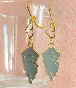 Handmade Kawaii gray cat heart dangle earrings✨ thumbnail 4