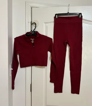Burgundy No Boundaries half zip sweatshirt and leggings set thumbnail 1