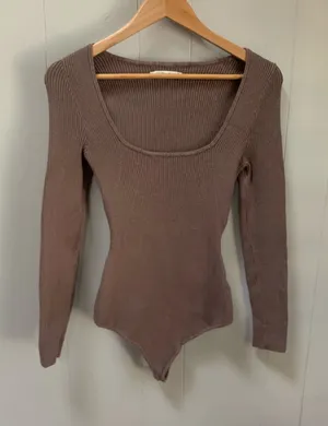 Abercrombie & Fitch Long Sleeve Seamless Rib Knit Bodysuit M thumbnail 1
