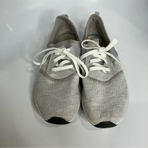 New Balance fuelcore nergize V1 sneaker light‎ gray women’s size 7.5 casual thumbnail 4