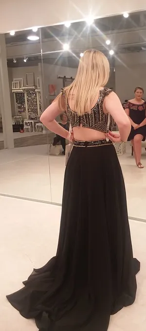 Rachel Allen Prom Dress thumbnail 2