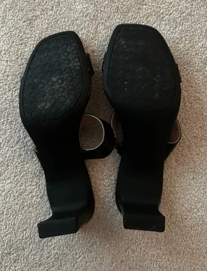 Black Heels thumbnail 4