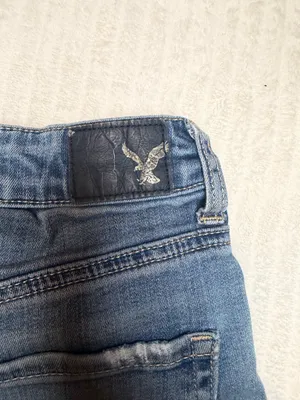 American Eagle Super Hi-Rise Shortie Denim Shorts Distressed High Waisted Size 6 thumbnail 5