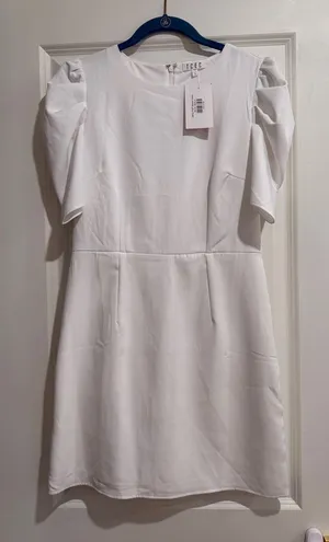 TCEC White Puff Sleeve Mini Dress thumbnail 1