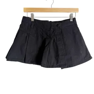 Free People Serena Black Pleated Micro Mini Skort Size 2 thumbnail 2