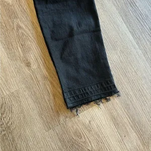 Pistola Nico Mom High-Rise Straight Leg Jeans 27 thumbnail 7