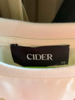 Cider T-Shirt Cropped thumbnail 3