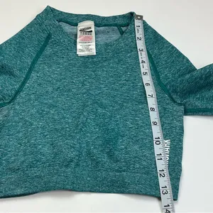 GymShark Womens Size XS Teal Long‎ Sleeve Cropped Fitted Top Workout Athletic thumbnail 7