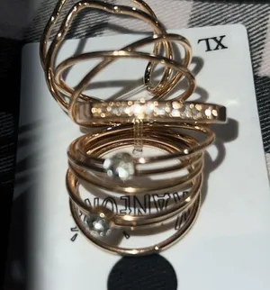 Two sets of stackable goldtone rings size 9 Gold thumbnail 7