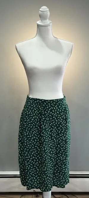 Green Vintage Floral Patterned Skirt Fits 4/6 EUC thumbnail 1