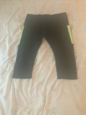 Nike womens Capri workout bottoms thumbnail 11