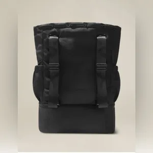 NWT Beyond Yoga Convertible Gym Bag Backpack Black thumbnail 3