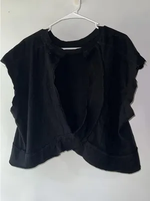 Black Open-Back Twist Crop Top - Women thumbnail 2