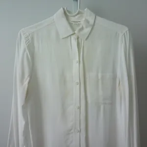 Beachlunchlounge Office Siren Coastal Relaxed Pocket Button Down XS White thumbnail 2