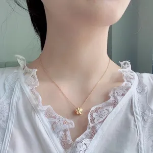 Hollow Flower Pendant Necklace for Women thumbnail 4