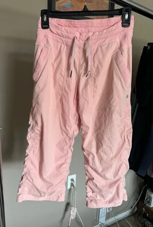 Lululemon Dance Studio Crop Pants in Light Pink-size 4 thumbnail 1