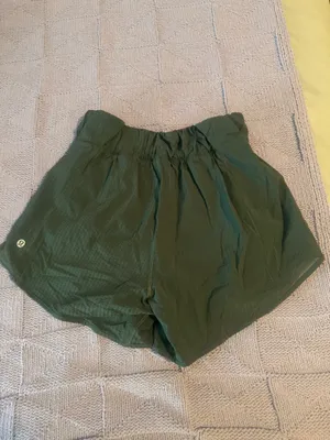 Lululemon Shorts thumbnail 3