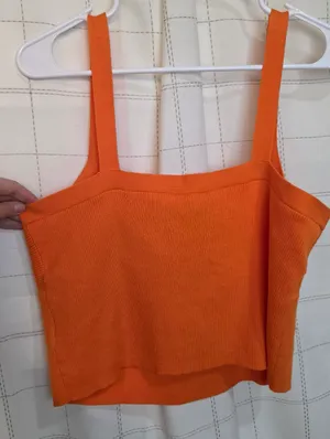 Express Ribbed Twist Front Cutout Sweater Tank thumbnail 5