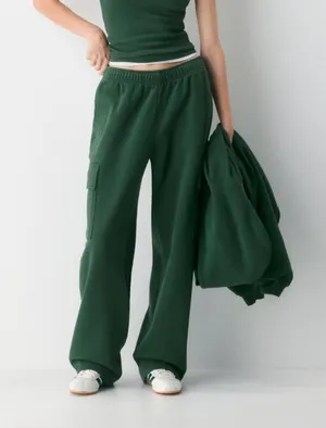 Aritzia Sweatfleece Sweatpants cargo baggy womens Green xsmall loungewear casual thumbnail 1