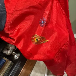 Vintage Golden Bee Red Embroidered Peacock Kimono Robe – Size M thumbnail 7