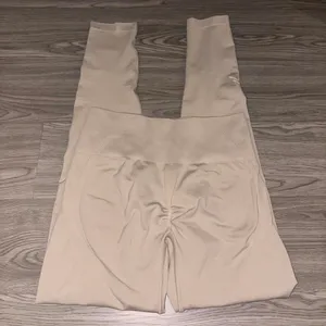 Oner Active “Sand” Beige Effortless Seamless Leggings thumbnail 4