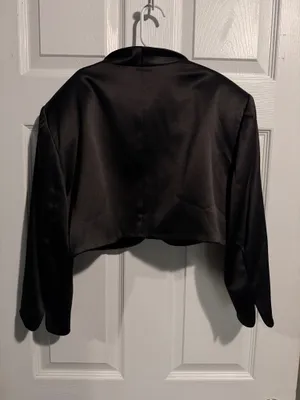 Women’s Tahari Black Cropped Satin Blazer Size - 12 thumbnail 3
