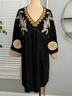 Easel Embroidered Detail Woven Dress Size Medium thumbnail 4
