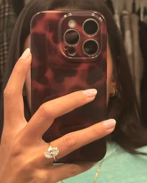 Cheetah iPhone 15 Pro Case Brown thumbnail 1
