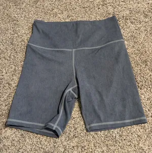 Zyia Shorts Size Medium thumbnail 1