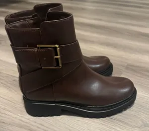 Unisa Women’s Size 6.5 Brown Unjezzo-R Boots NWOT thumbnail 1