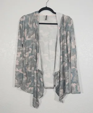 Jaclyn Intimates Gray Camouflage Flyaway Cardigan Size Large thumbnail 1