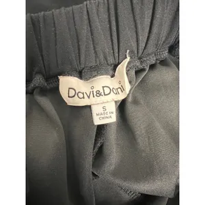Davis & Dani Black 2 Pc Matching Set Size Small Flowy Pants & Top thumbnail 13