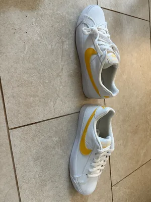nike shoes thumbnail 11