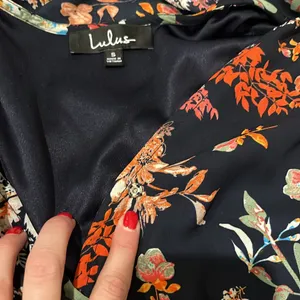 Lulus Navy Floral Maxi Dress Small Open Side Tie Detail thumbnail 2