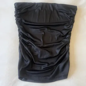 ✨ Midnight Muse Ruched Strapless Tube Top Small ✨ Black thumbnail 3